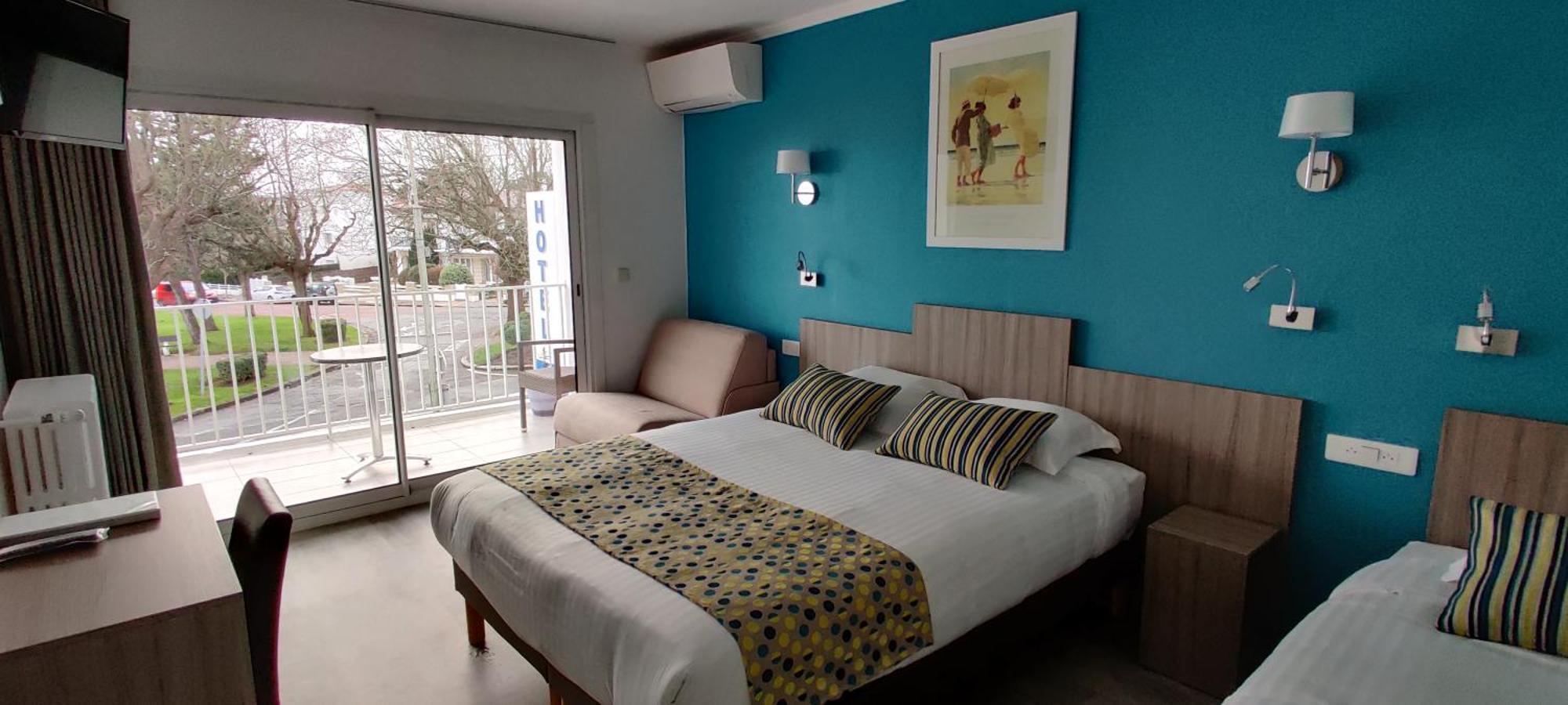 Logis Hotel Les Bleuets Royan Exteriér fotografie