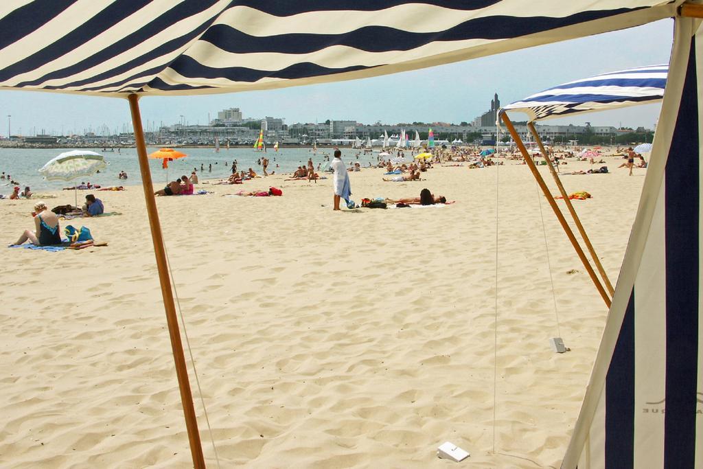 Logis Hotel Les Bleuets Royan Exteriér fotografie
