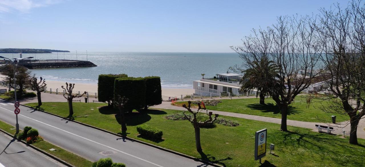 Logis Hotel Les Bleuets Royan Exteriér fotografie